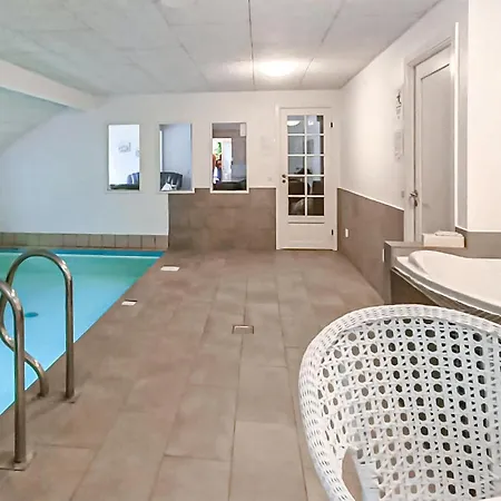 Сasa de vacaciones Awesome In With Kitchen *