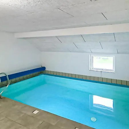 Awesome In With Kitchen Сasa de vacaciones